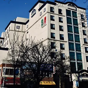 Marco Laguardia Hotel&suites New York